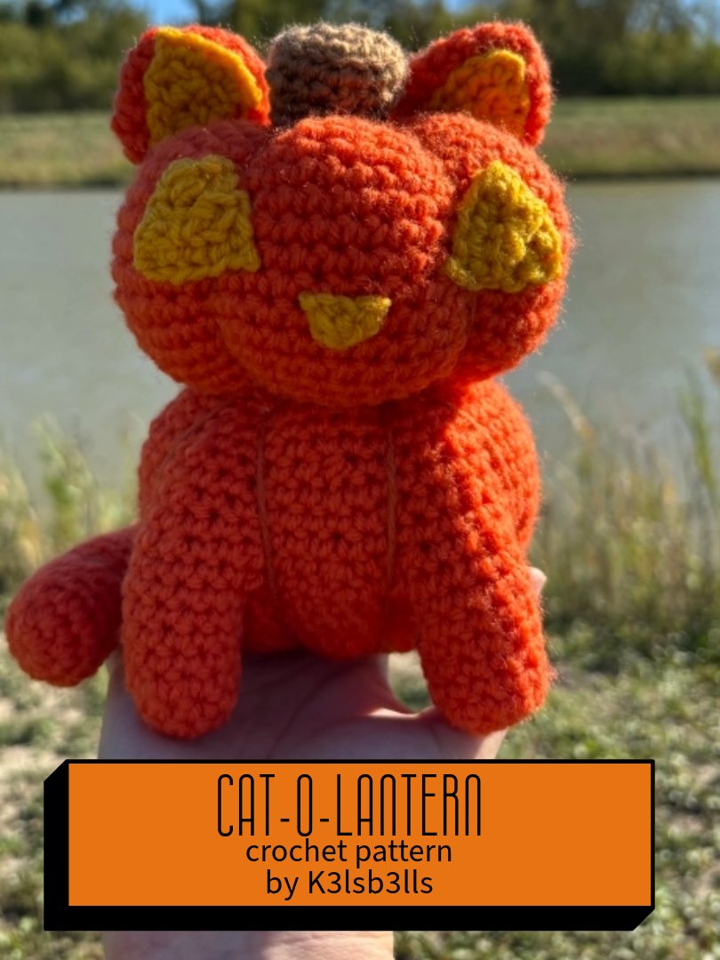 Cat-o-lantern Crochet Pattern product image (1)