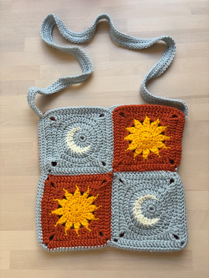 Multicolor Moons and Suns Crochet Tote Bag product image (1)