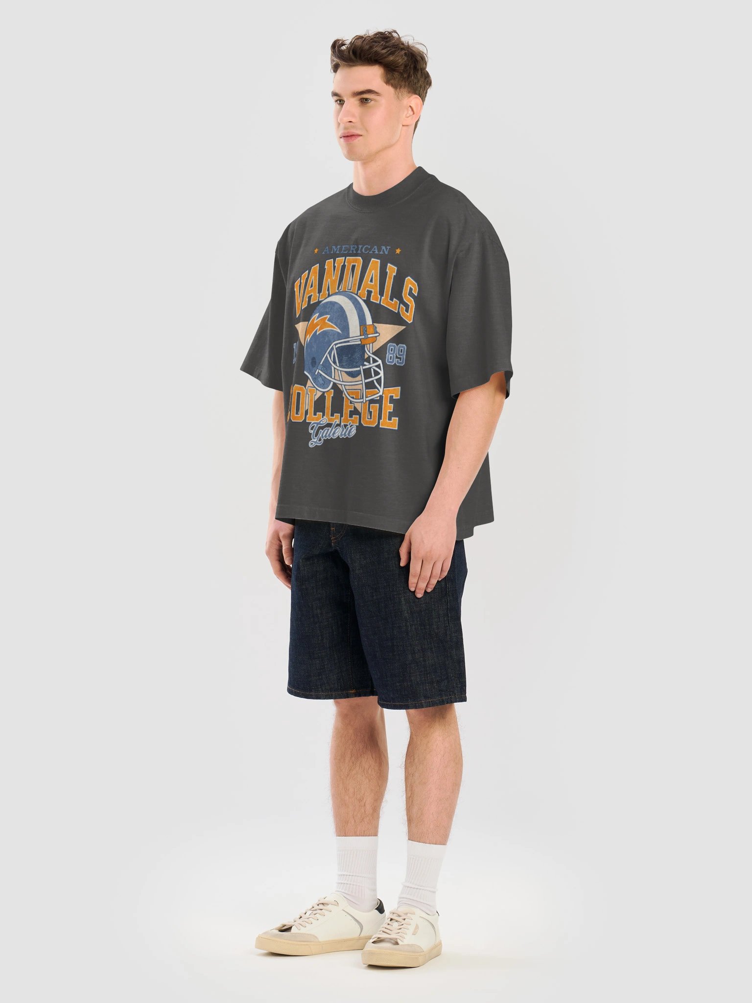 Vandals Vintage Football Tee product image (15)