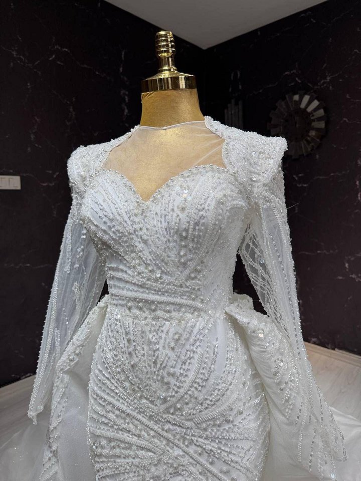 Wedding dress product image (2)