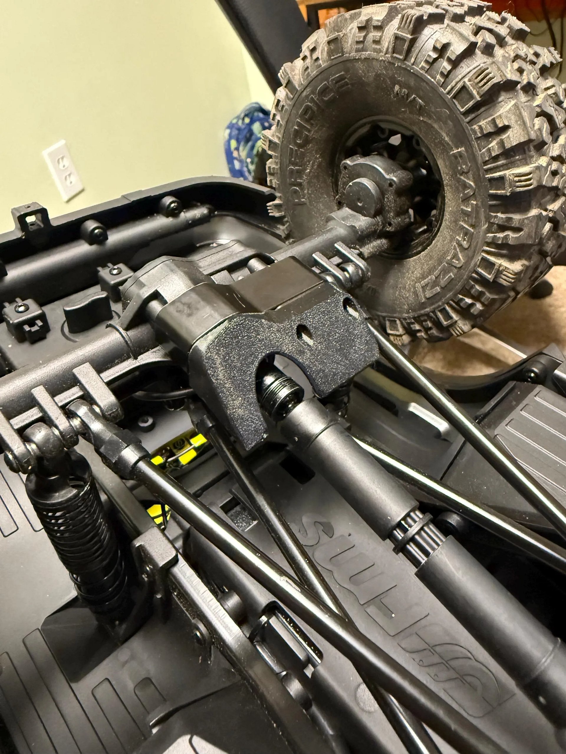 FMS FCX10 LC80 Pro Differential Sliders product image (3)
