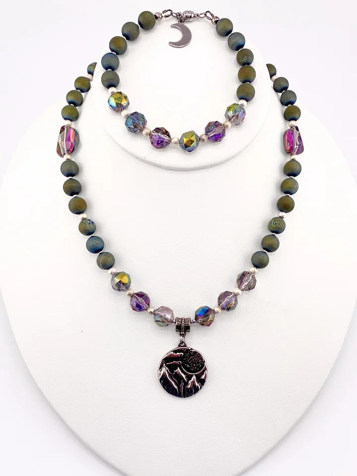 Mountain Scene Druzy Agate and Crystal Pendant Necklace, Bracelet, and Earrings Set product image (2)