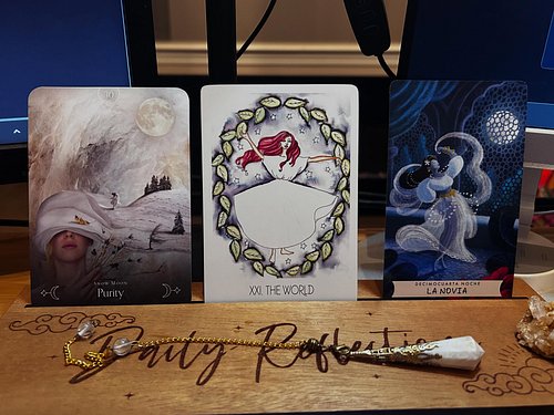 My moon practice has become so personal to me. I’m completely obsessed with my card pulls. So many synchronicities. New Moon ...