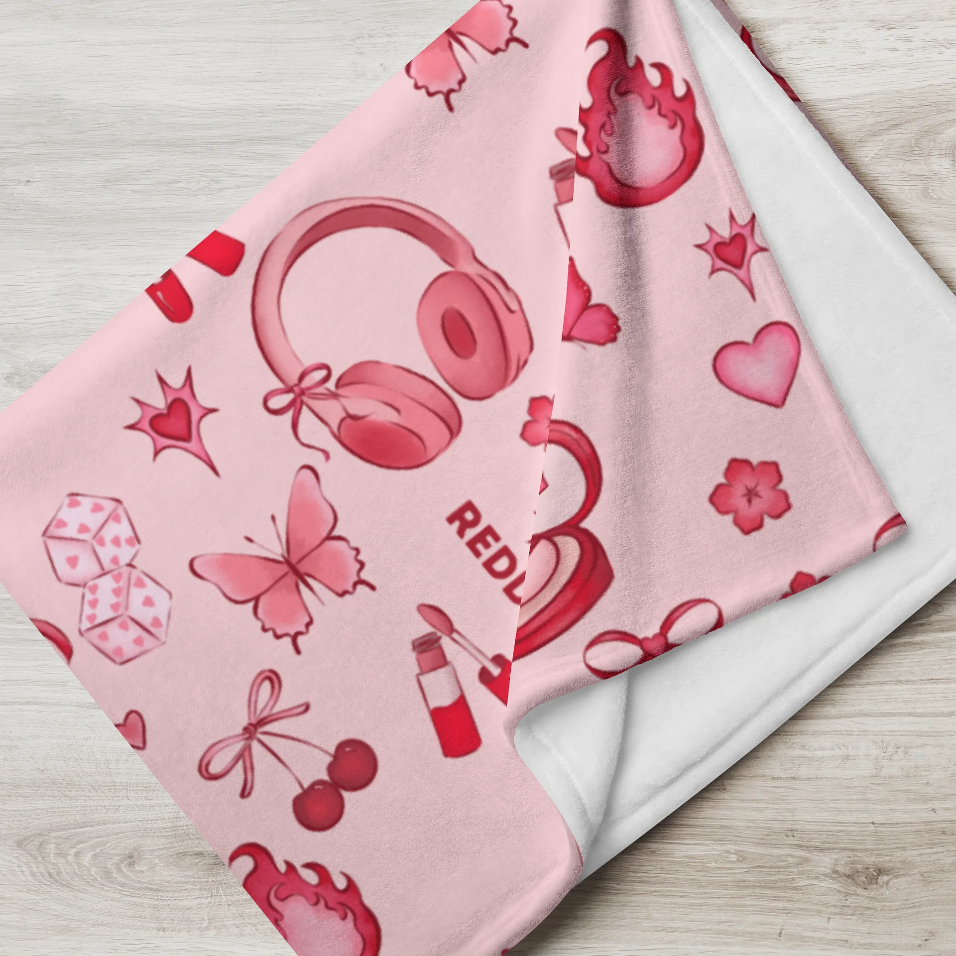 Redd Hott Blanket product image (3)