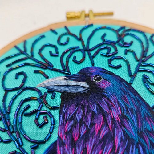 Mr Raven would like to wish everyone a happy and slightly spooky Thursday 🐦‍⬛