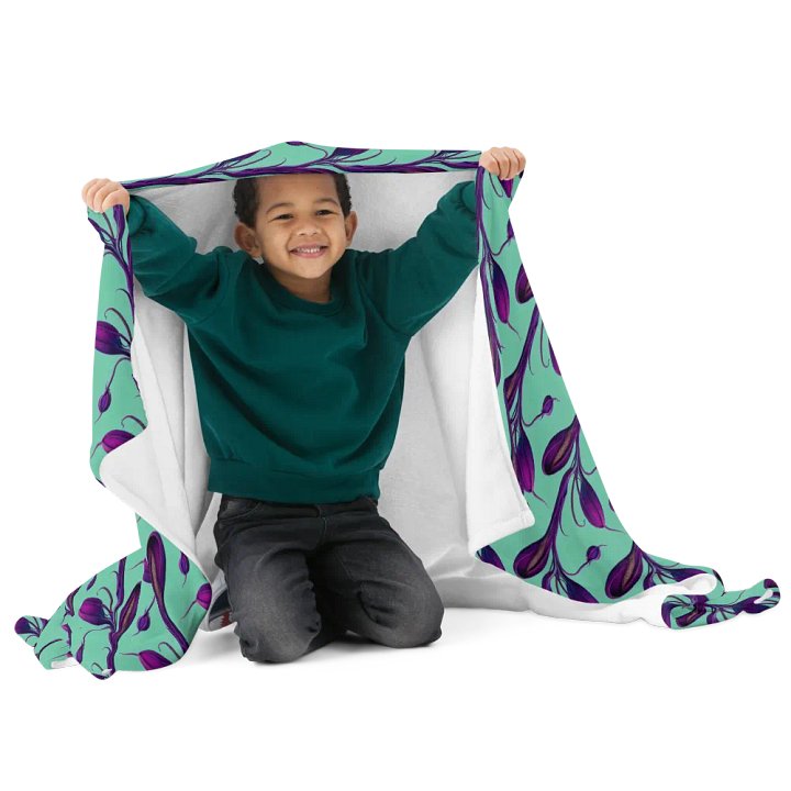Purple Carniverous Plant Fluffy Blanket Throw product image (2)