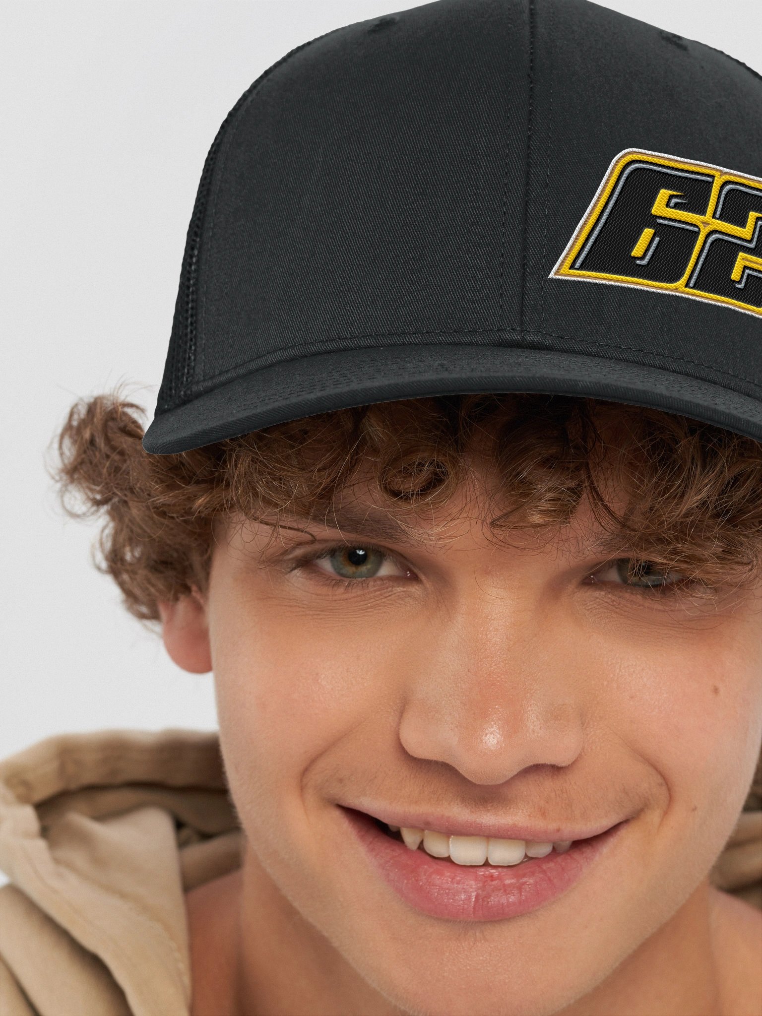 62 Trucker hat product image (8)