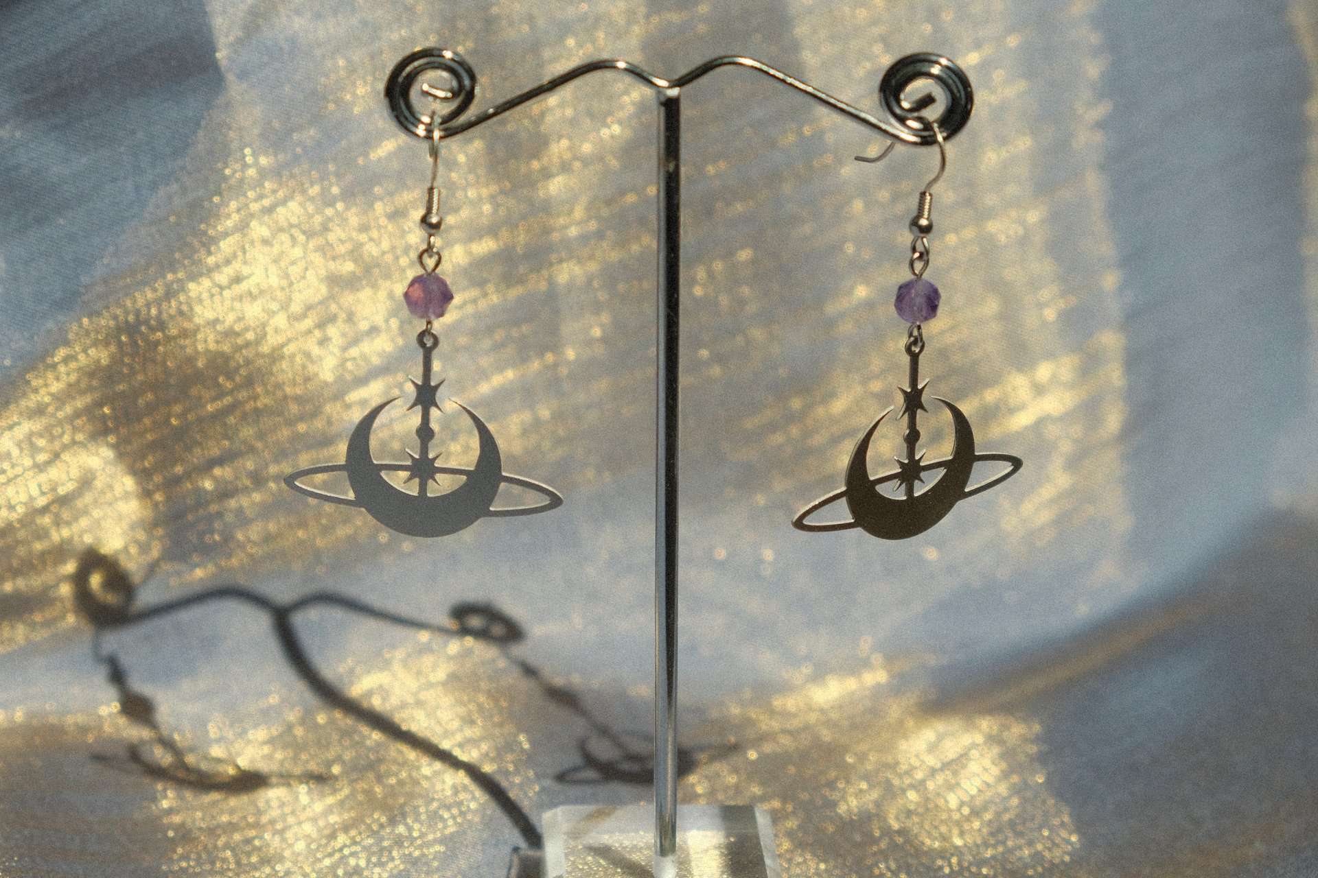 Amethyst Saturn Earrings product image (8)