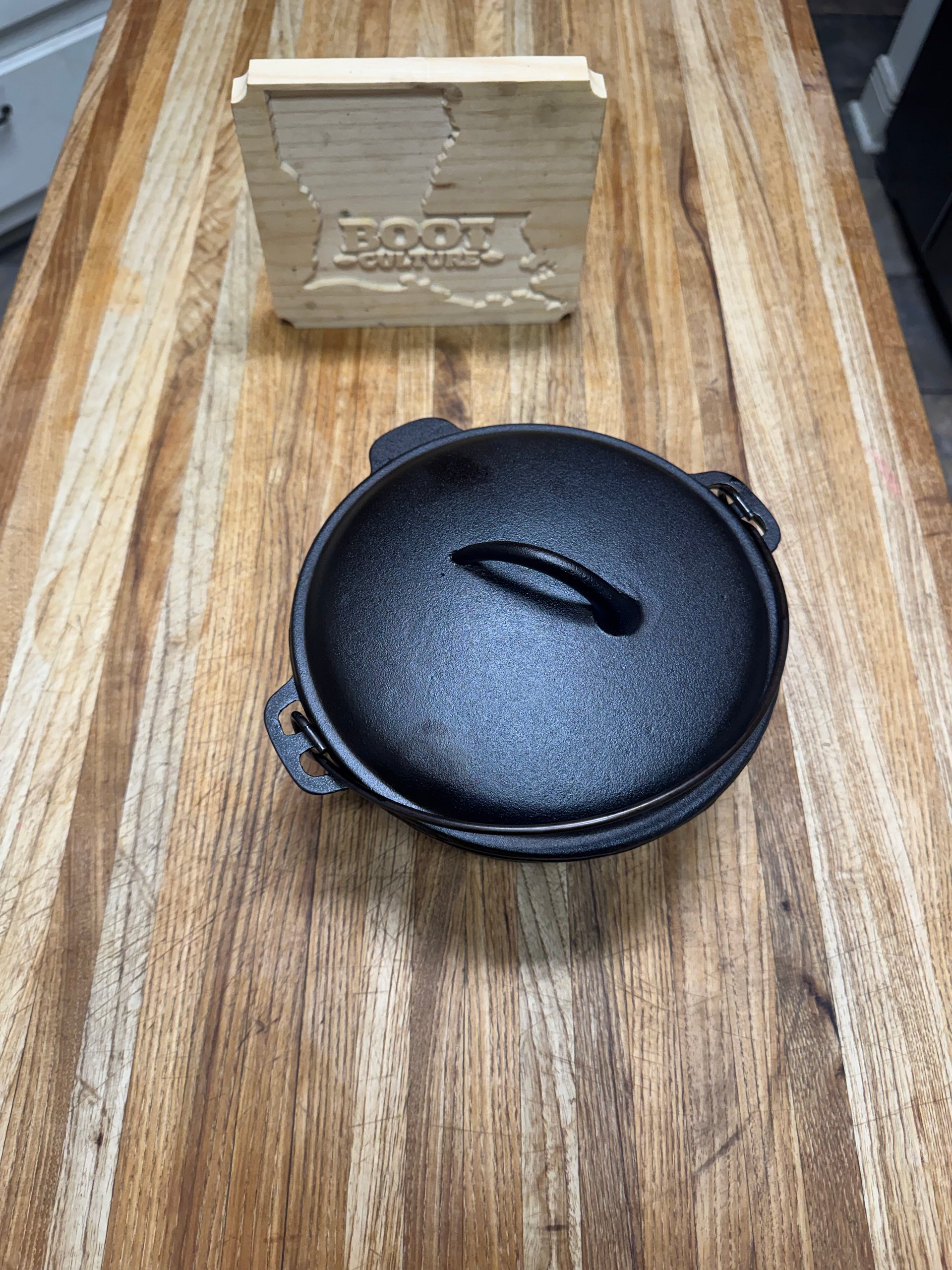 Vintage Griswold/Wagner Dual 2 qt Bean Pot with Lid (SOLD) product image (3)
