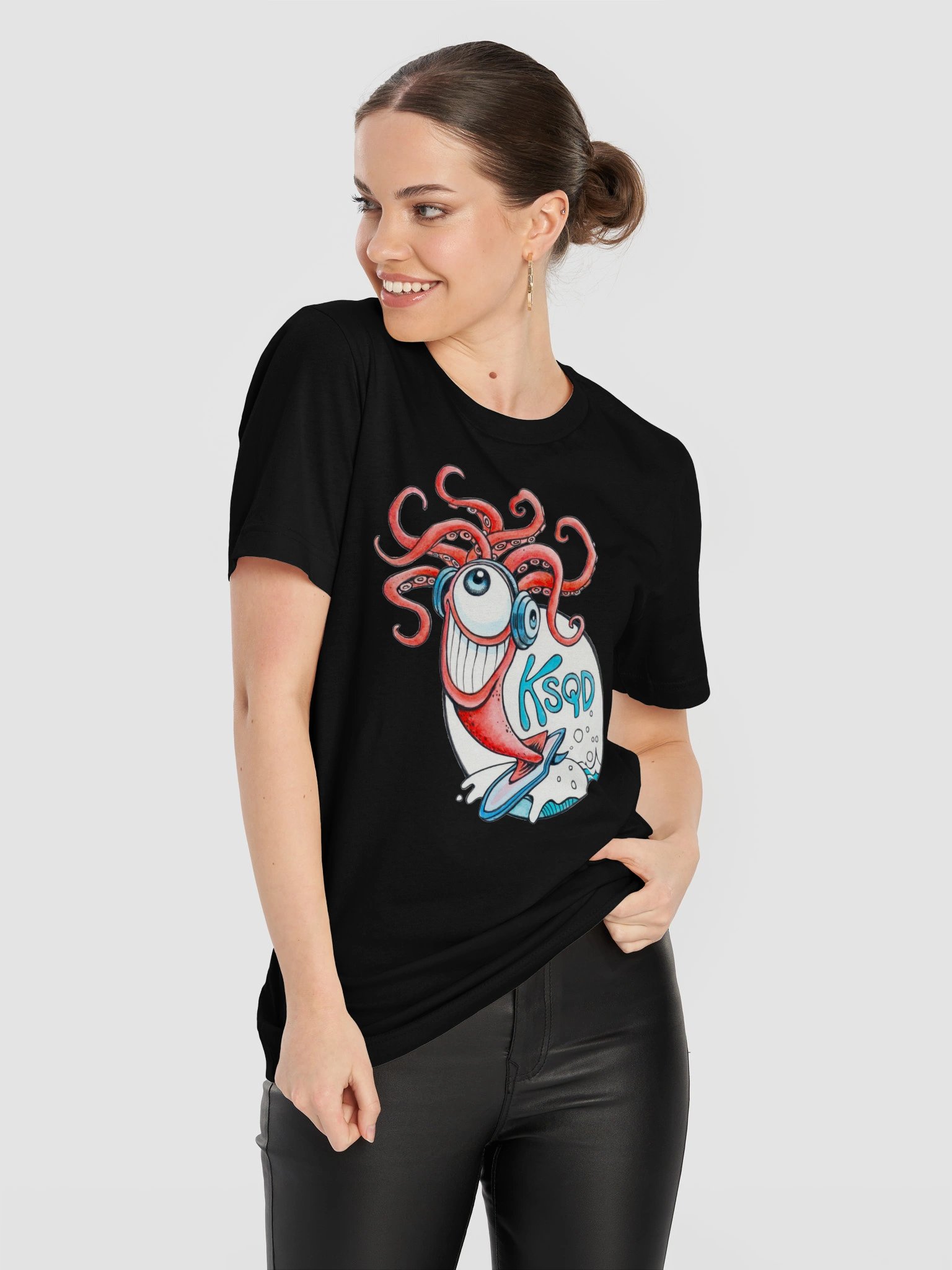 KSQD 2026 Winning Design – Squid & Ocean Dark Edition T-Shirt product image (1)
