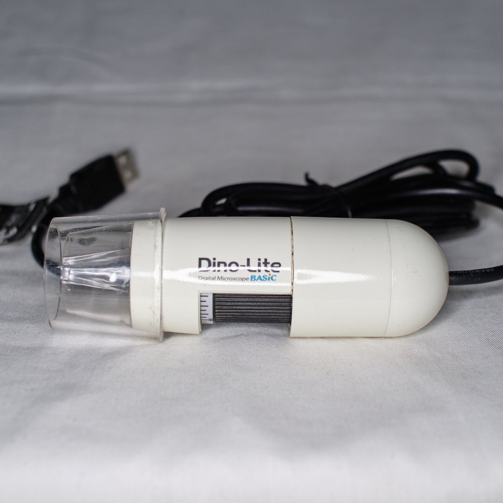 Dino-Lite Basic AM2111 Digital Microscope product image (2)