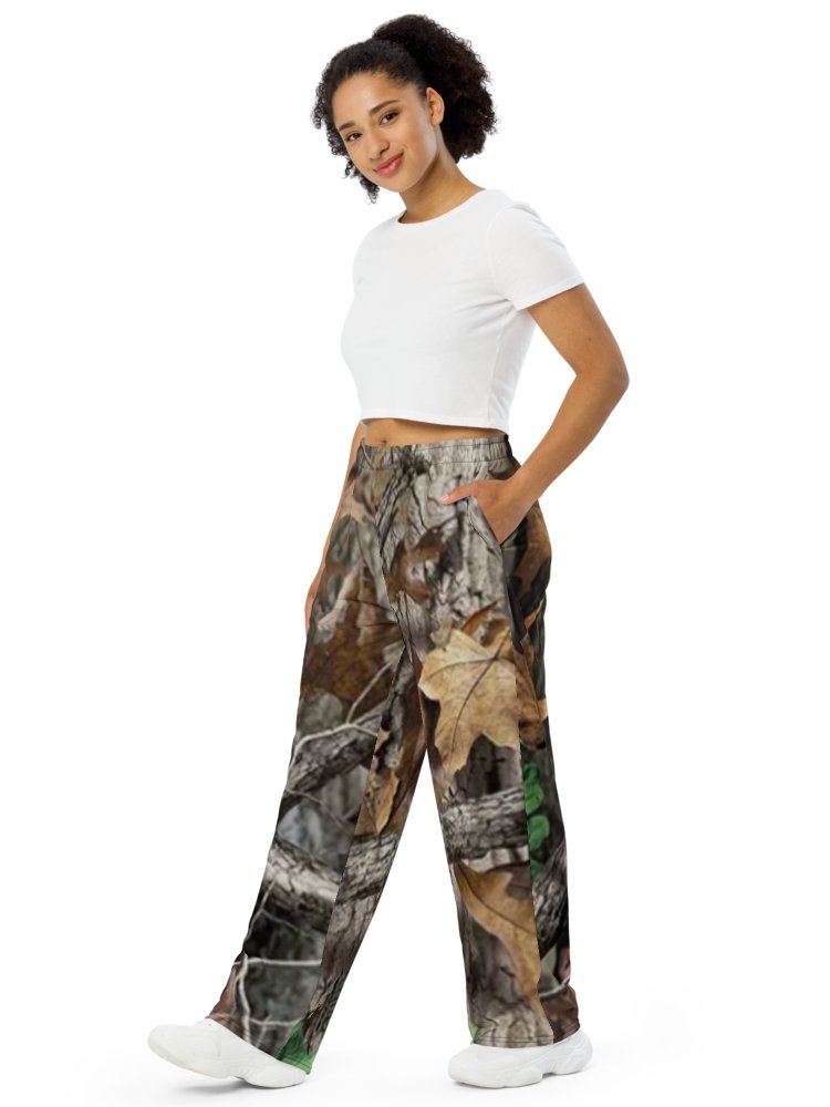 All-over print unisex wide-leg pants Camo product image (7)
