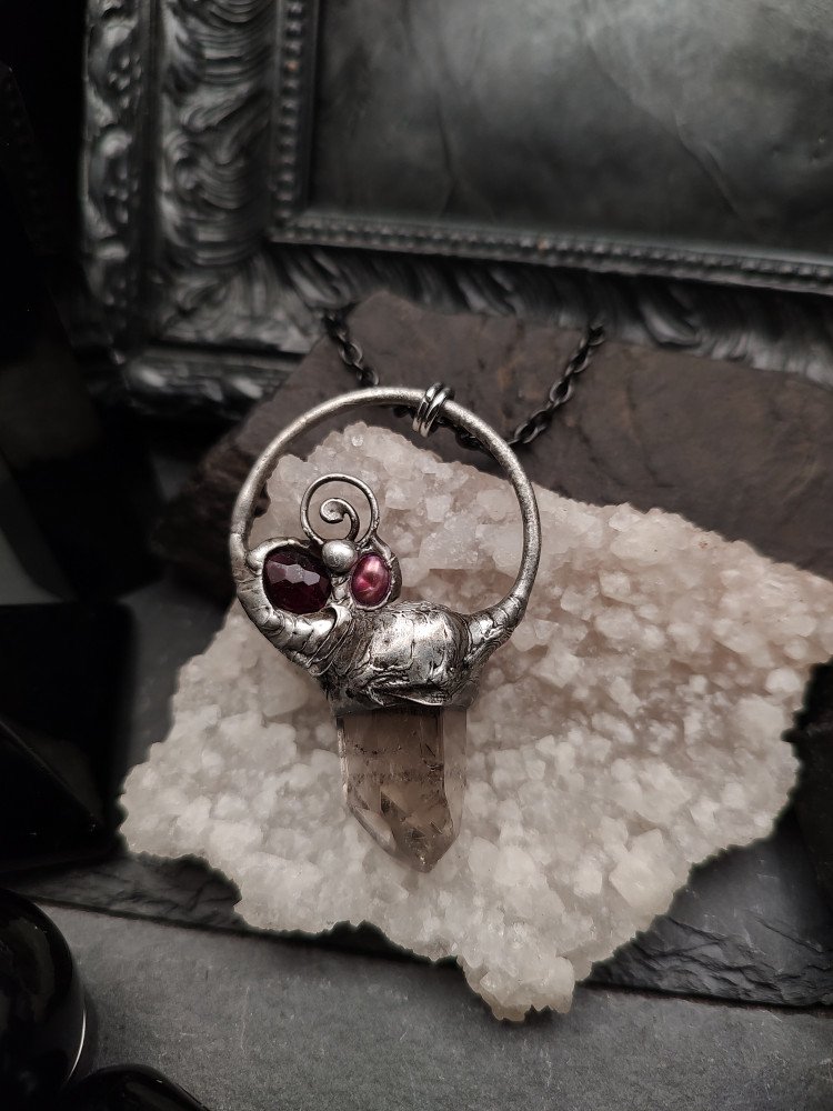 Sorcery Talisman - Smoky Dream product image (1)