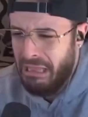 Non toccarmi con quelle mani #divertente #perte #memes #twitchstreamer 