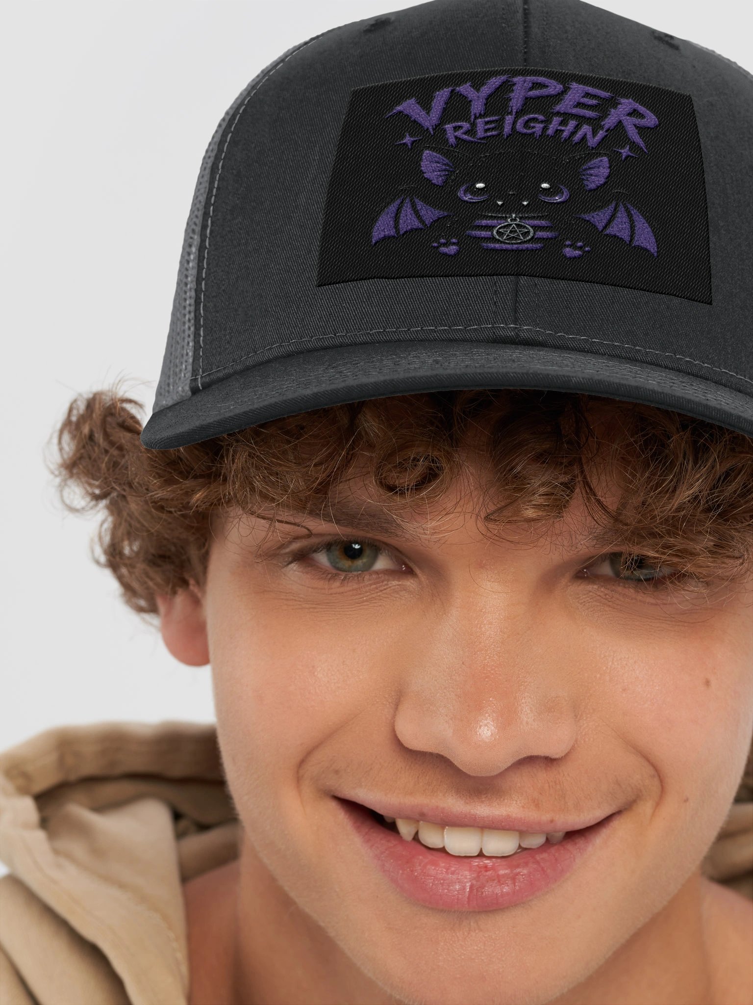 Vyper_Reign Familiar Trucker Hat product image (55)