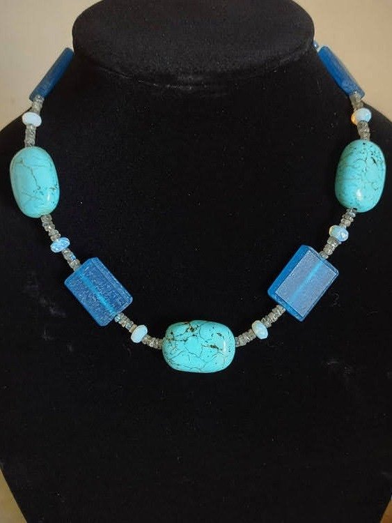 Feral Beach Babe Necklace product image (1)