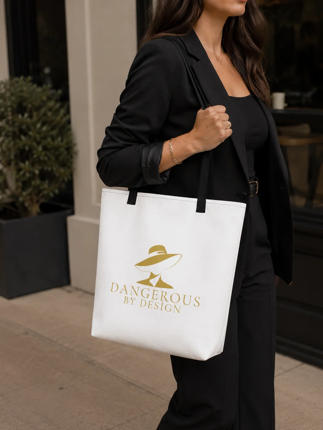 The DBD Tote product image (1)