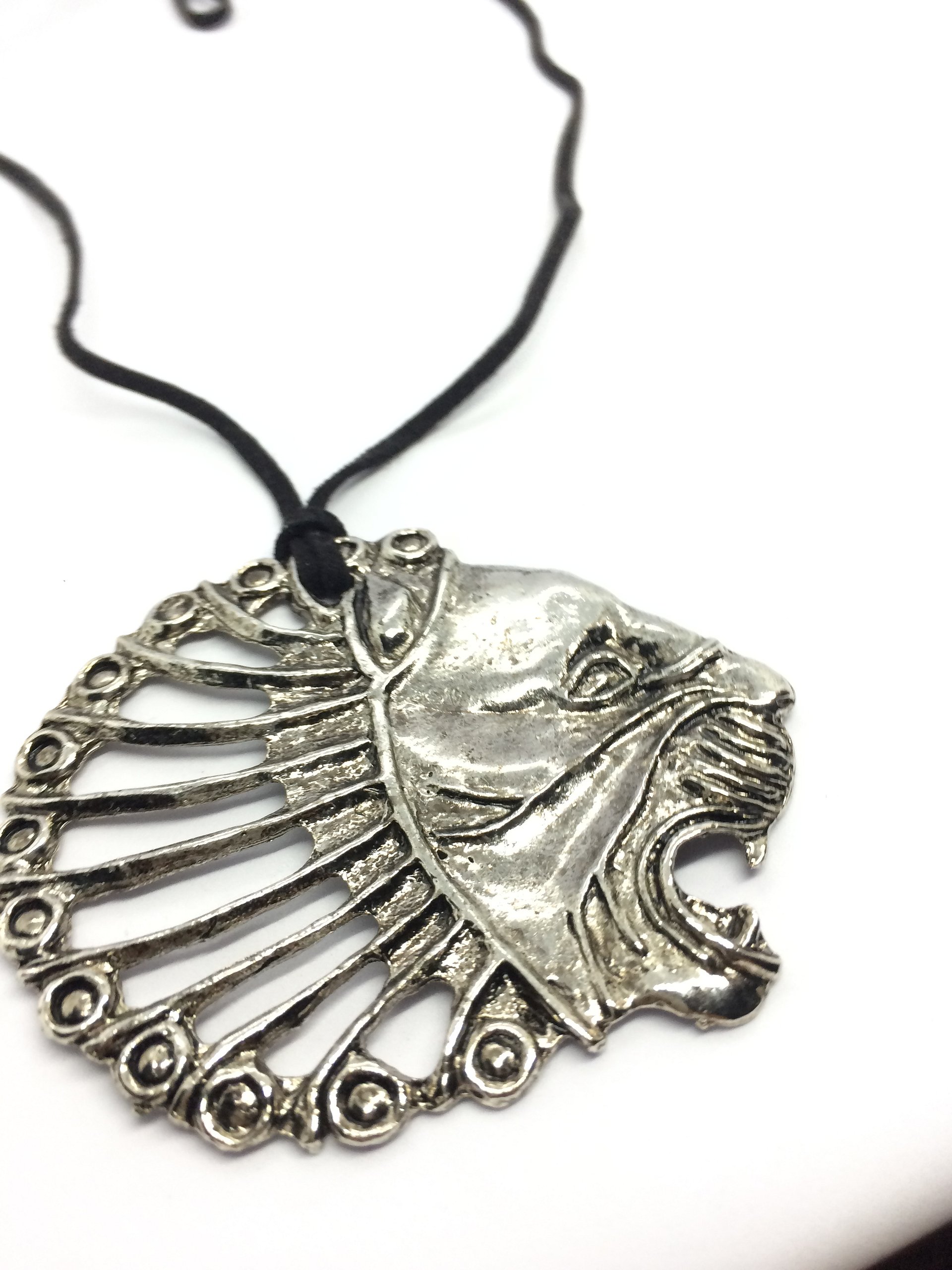 Lionheart Necklace product image (6)