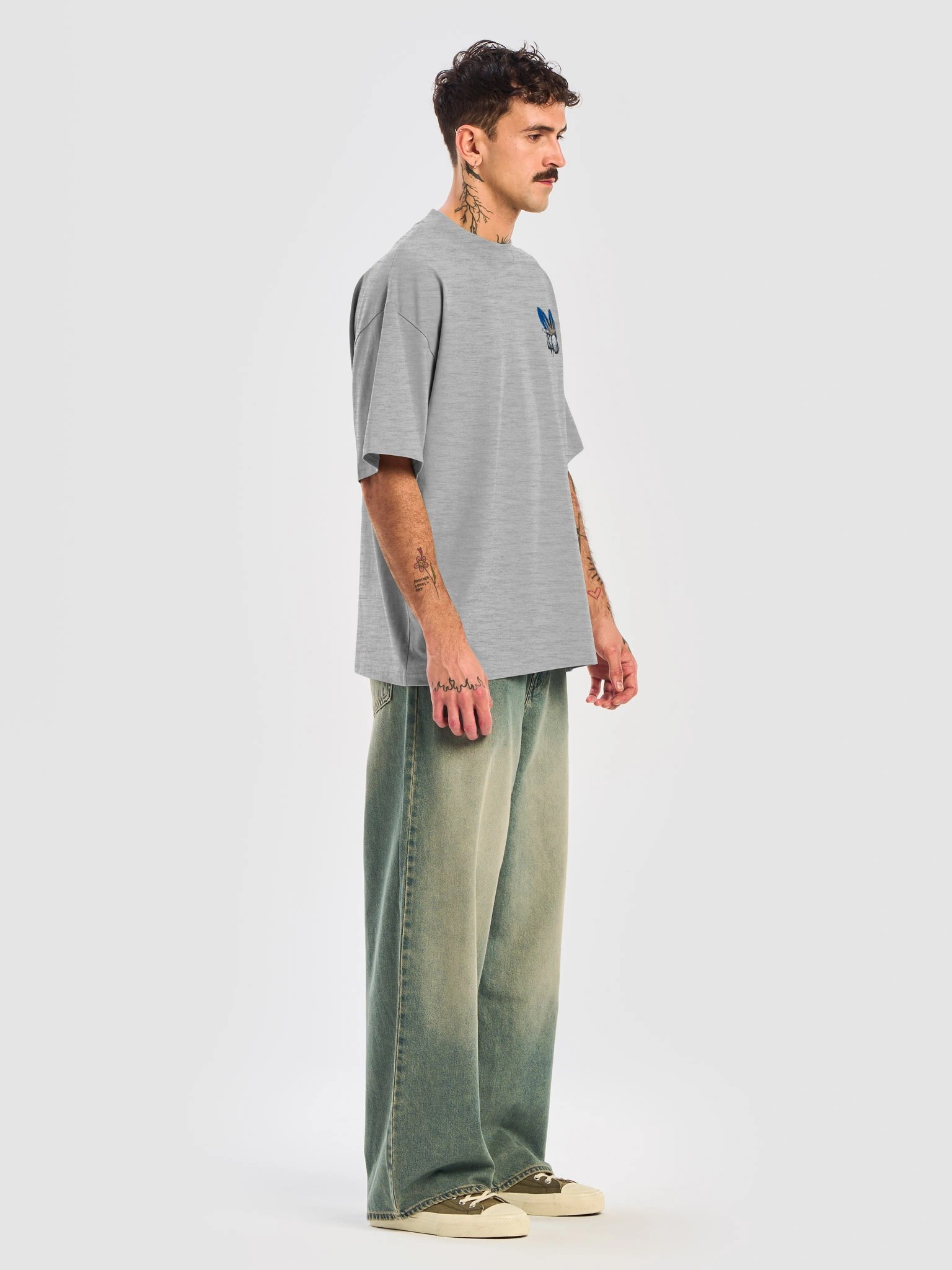 The Drumming Bug Embroidered Oversized Tee  product image (11)