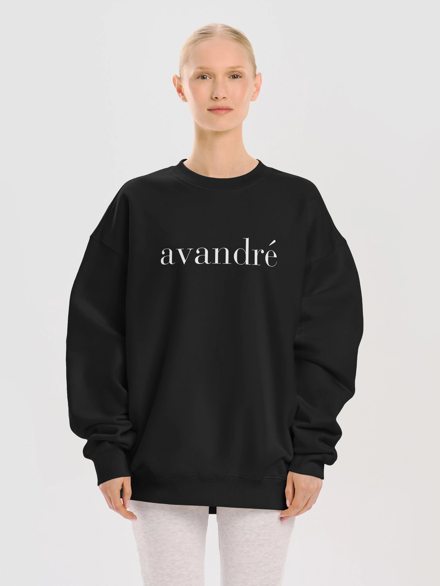 Avandré Minimal Serif Crewneck product image (9)