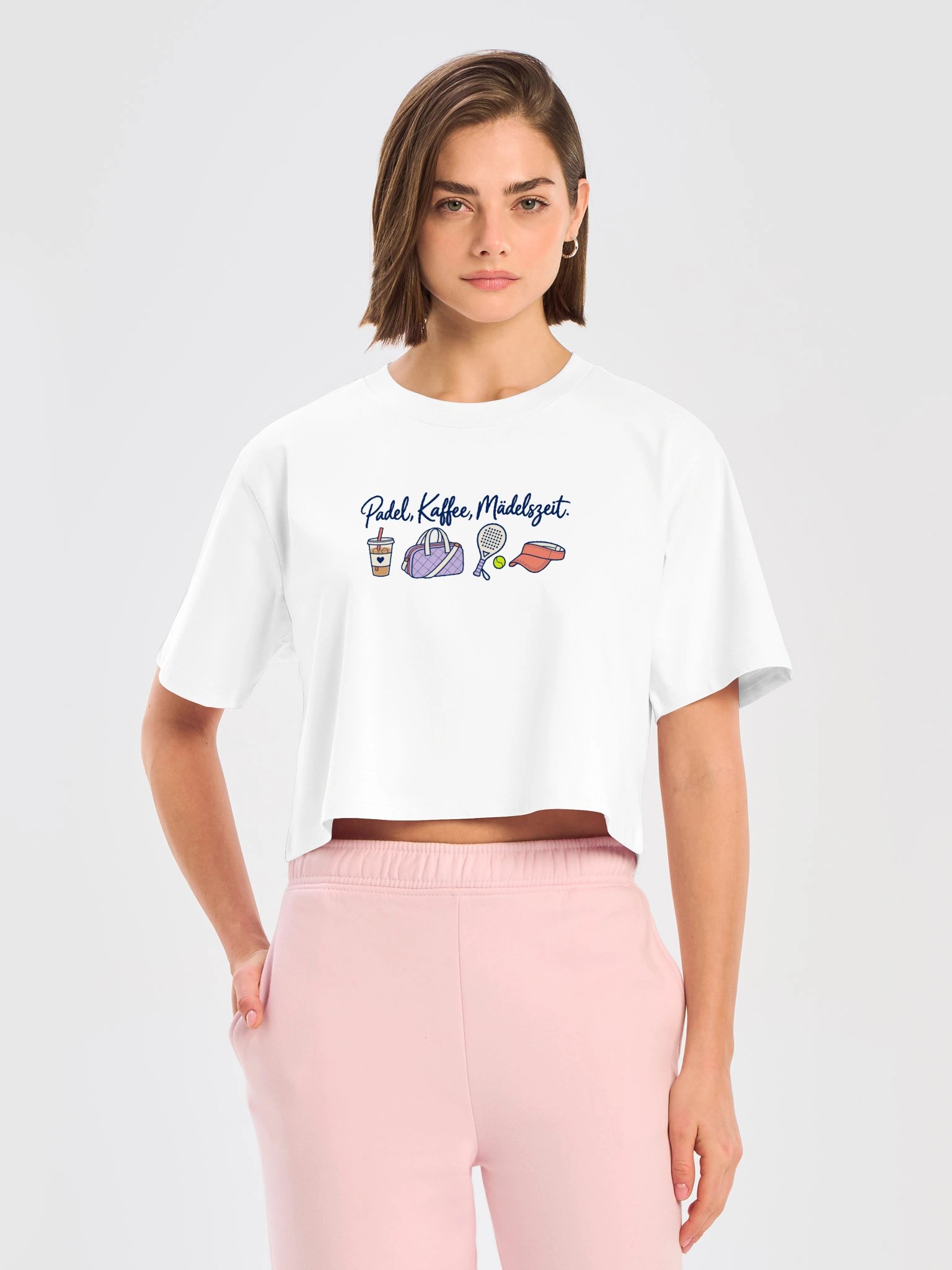 Padel, Kaffee, Mädelszeit – Damen Crop T-Shirt product image (5)