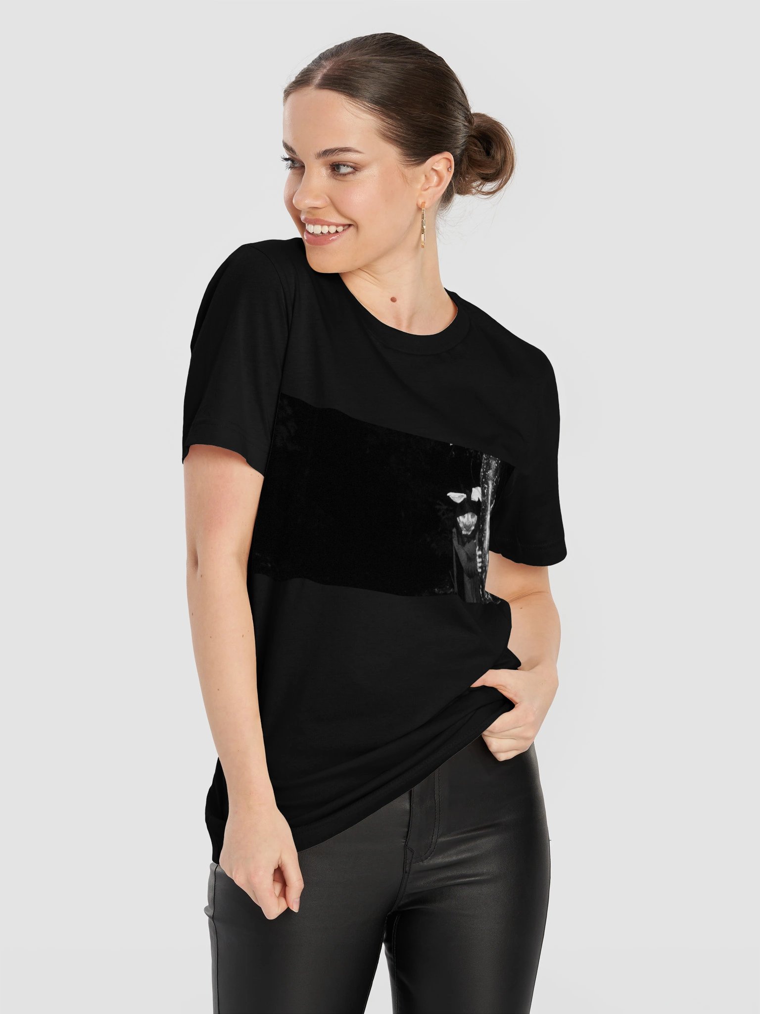 Ronnie 'Lurking' tee product image (5)