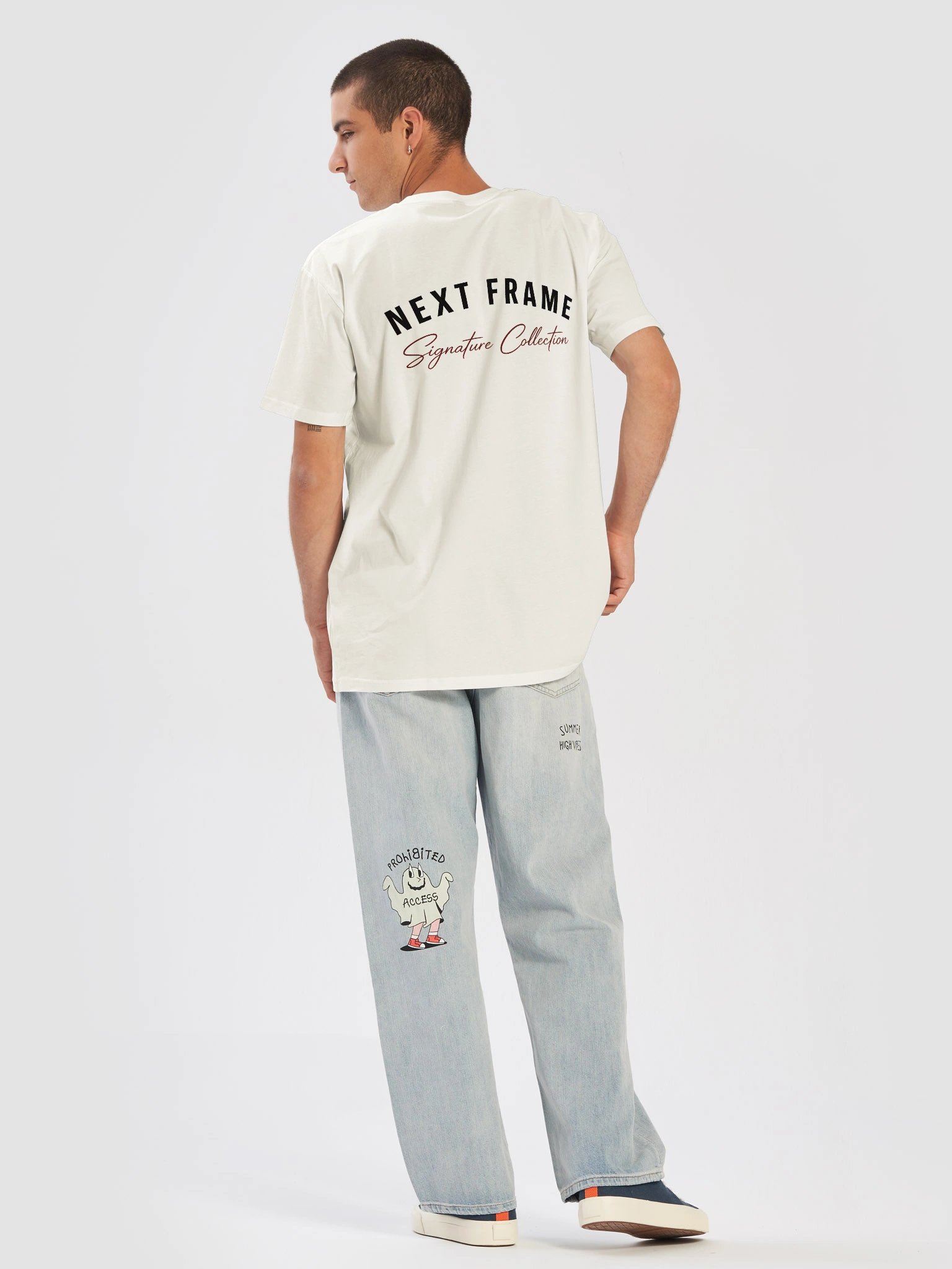 Premium Signature Collection T-shirt product image (6)