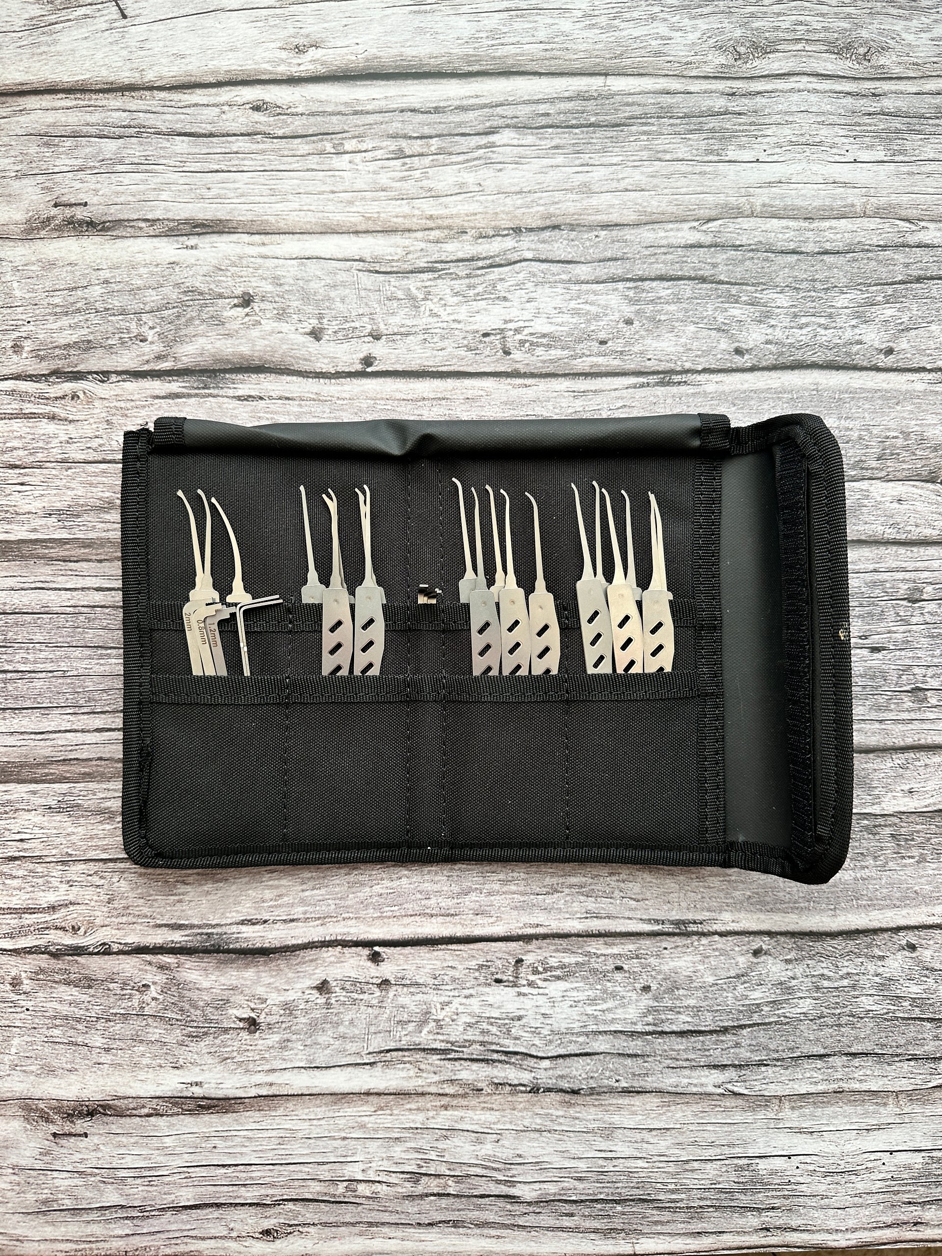 Used Law Lock Tools Renegade Pro Set product image (1)