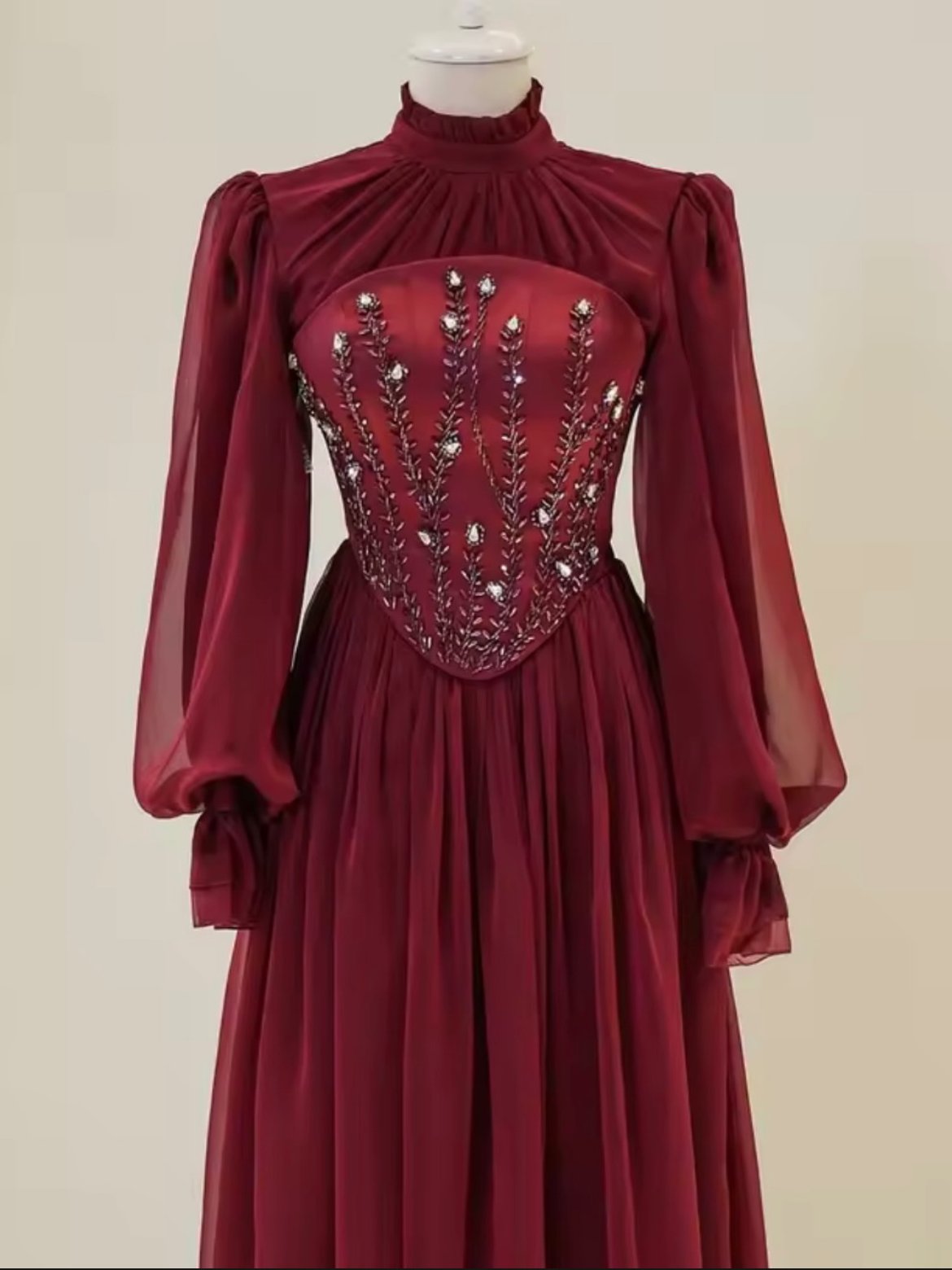 Luxury dress product image (5)