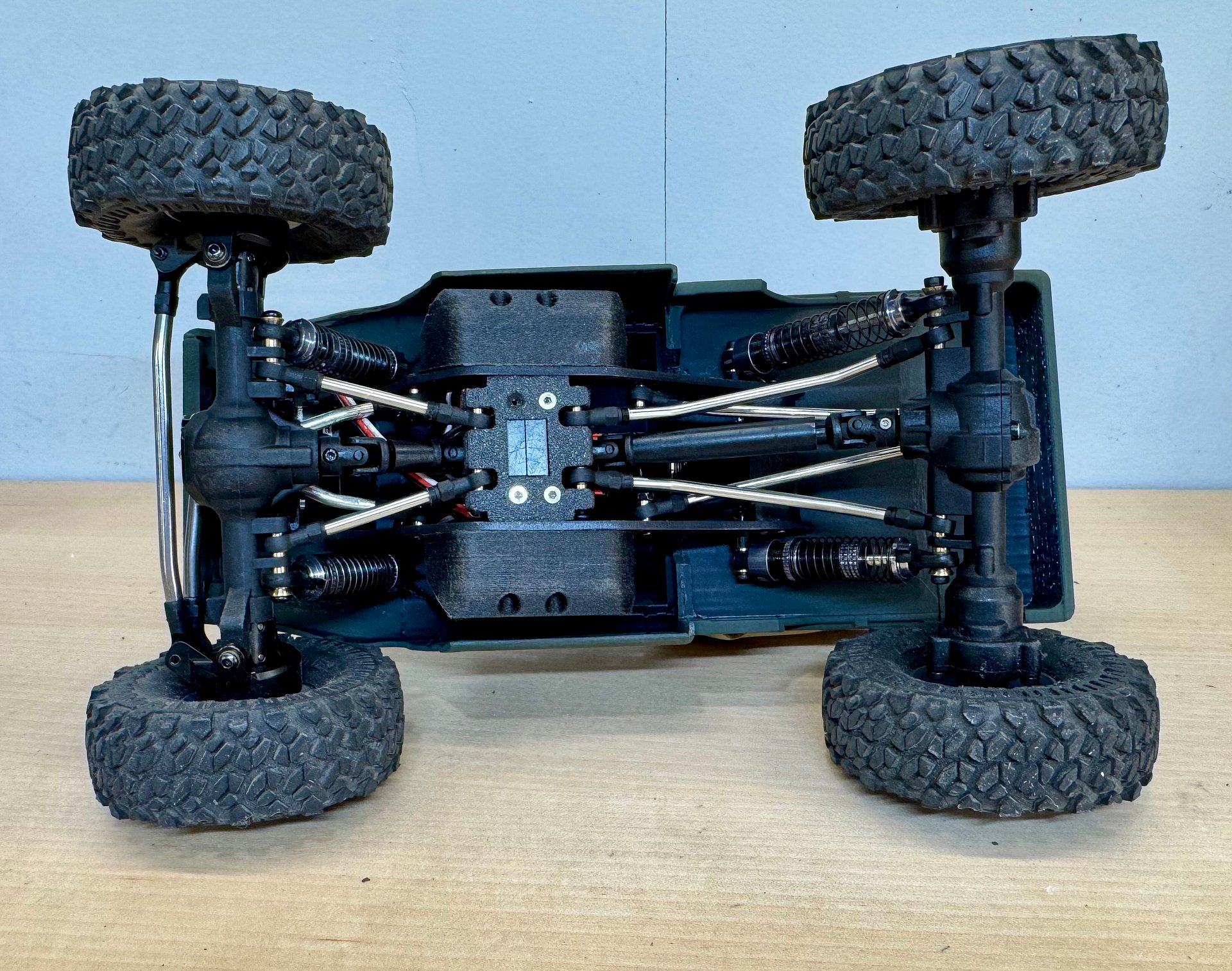 Redcat Ascent 18 Toyota Mullet product image (4)