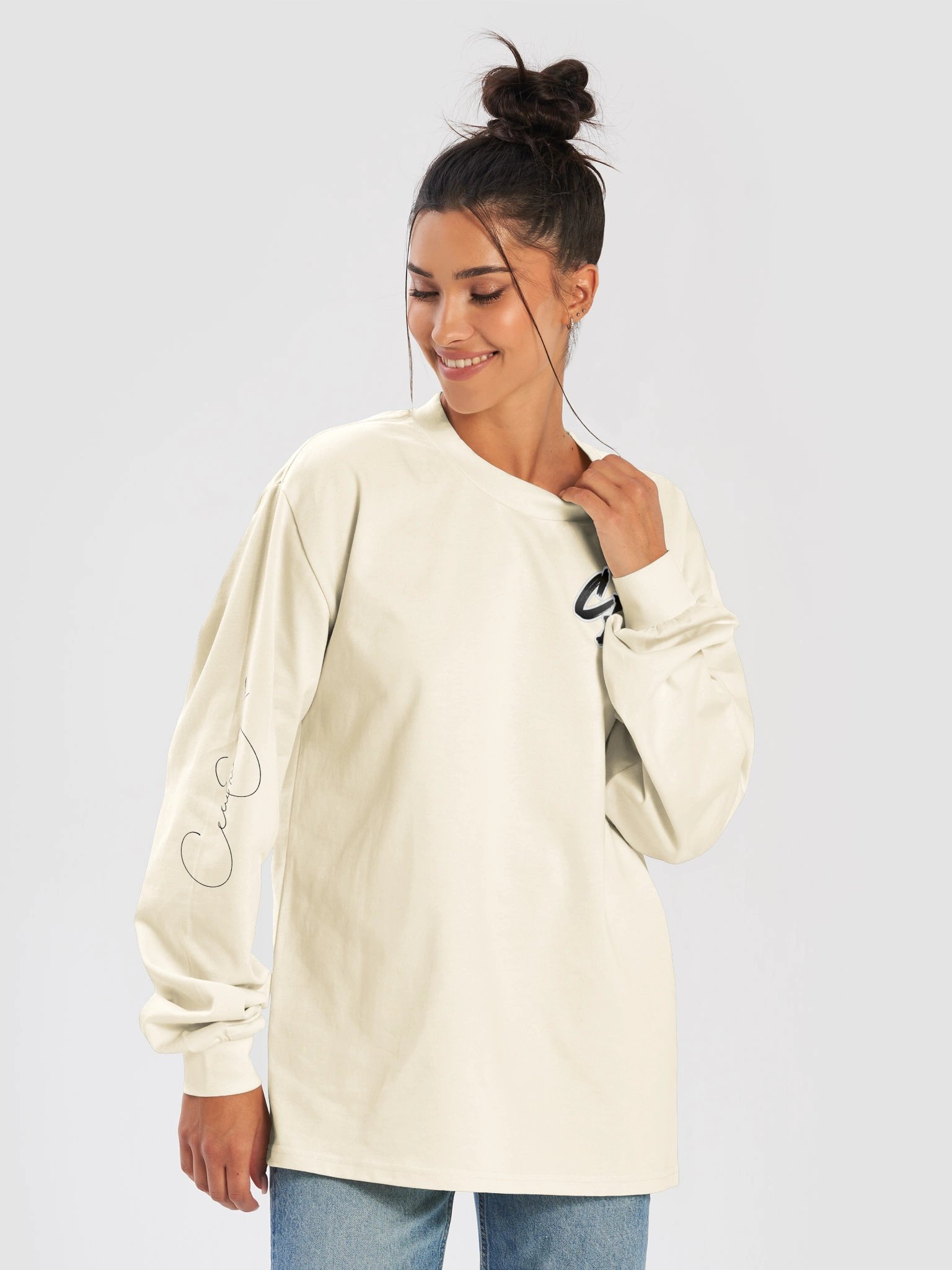 B&W Graphic Pullover (Cream/Dark Green) product image (2)
