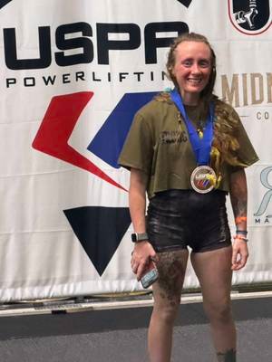 Saturday wasn’t about comparing my capability to where I was before. It was about reminding myself why I love this sport.  I didn’t lose who I am as an athlete. I just had to find that fire again. Only two months after two surgeries and a month off from the gym, while my body is still working in overdrive to heal.  I showed up, gave it my all, and even though I’ll always want more, I’m damn proud of Saturday. I came back. I competed. And it was pretty damn encouraging. I’m not finished. I’m not even close. I'm just getting started. Again.  But I’m still here. I’m still hungry. And there’s still an athlete here worth continuing to build. 🖤💪🏻 #USPA #UtahPowerlifting #WomenWhoLift #ComebackMode #JustKeepLifting 