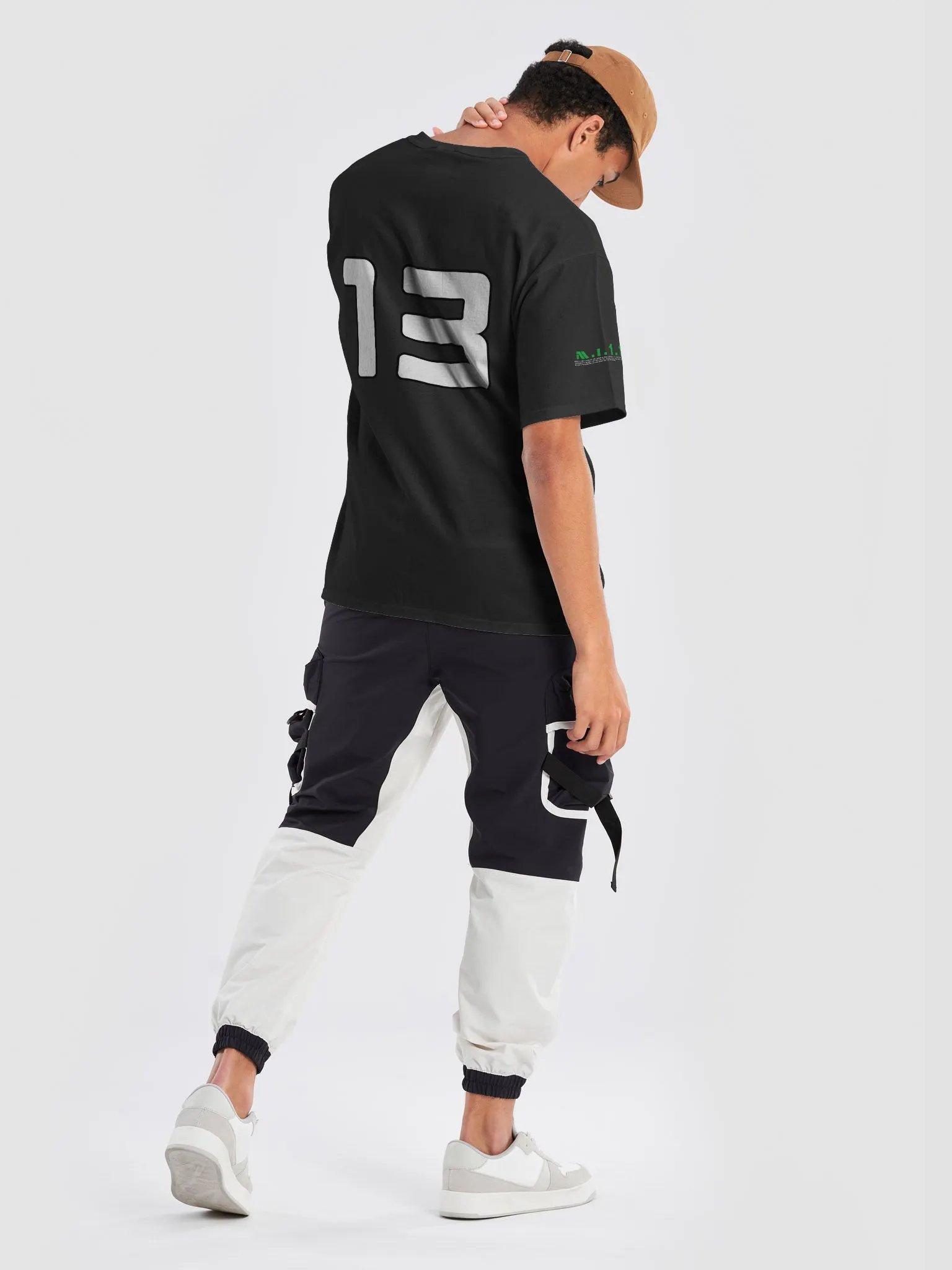 MONEY IS THE TOPIC™ BOXED LOGO RELAXED FIT TEE UNISEX 2.0 product image (20)