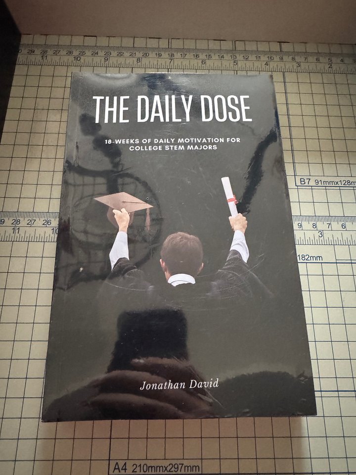 [Handheld Size] The Daily Dose: 18-weeks of Daily motivation for college STEM majors product image (2)