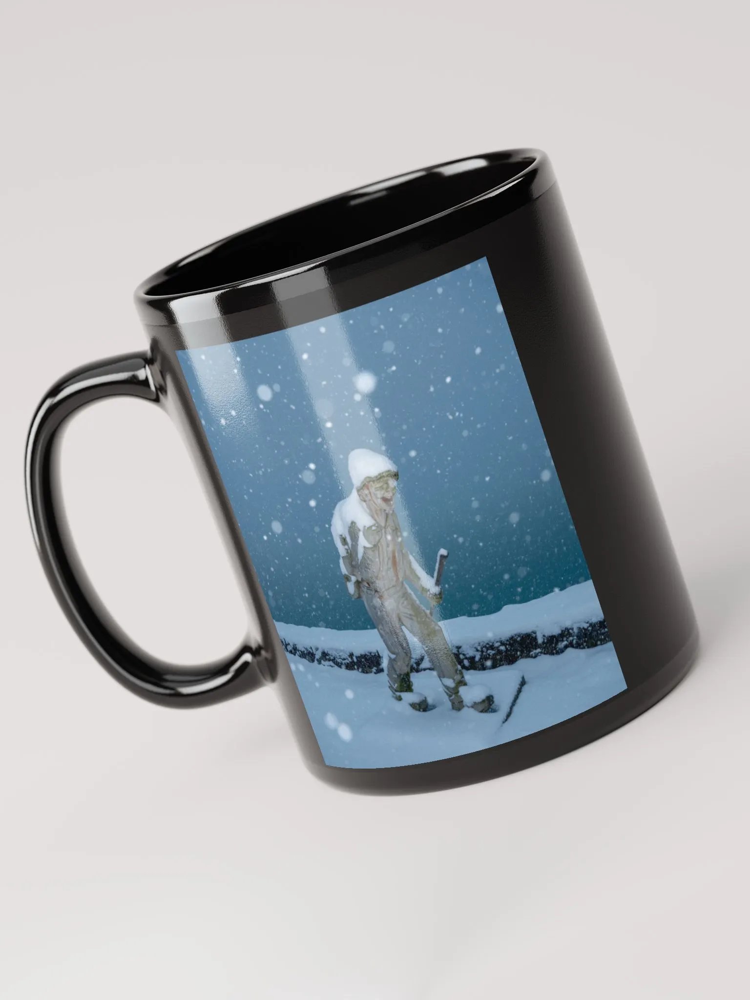 Snowy Wanderer at Brienz am See product image (5)