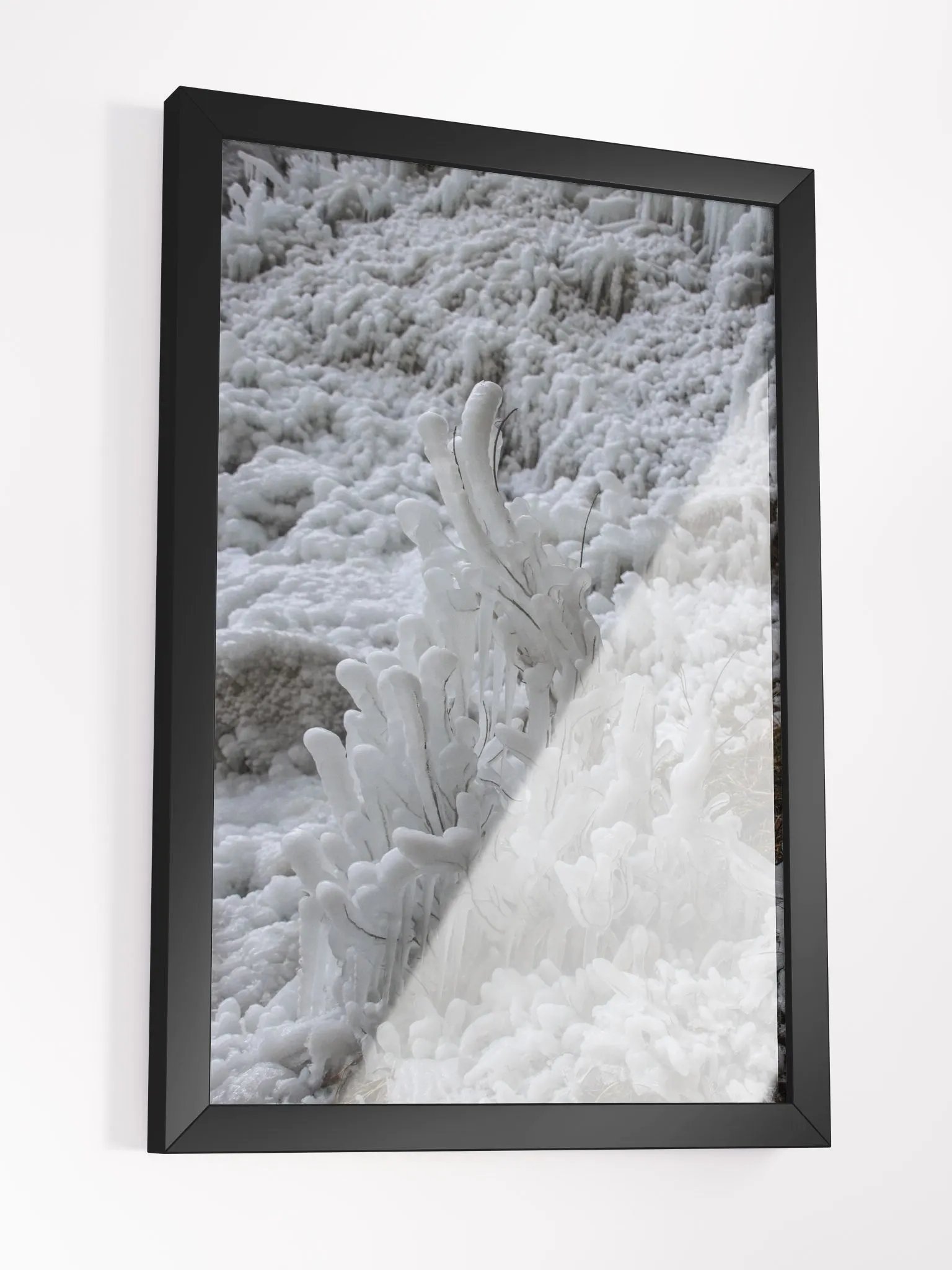 Prestige Print Fine Art - Limited edition - Frozen Elegance, Cascade de Clars product image (3)