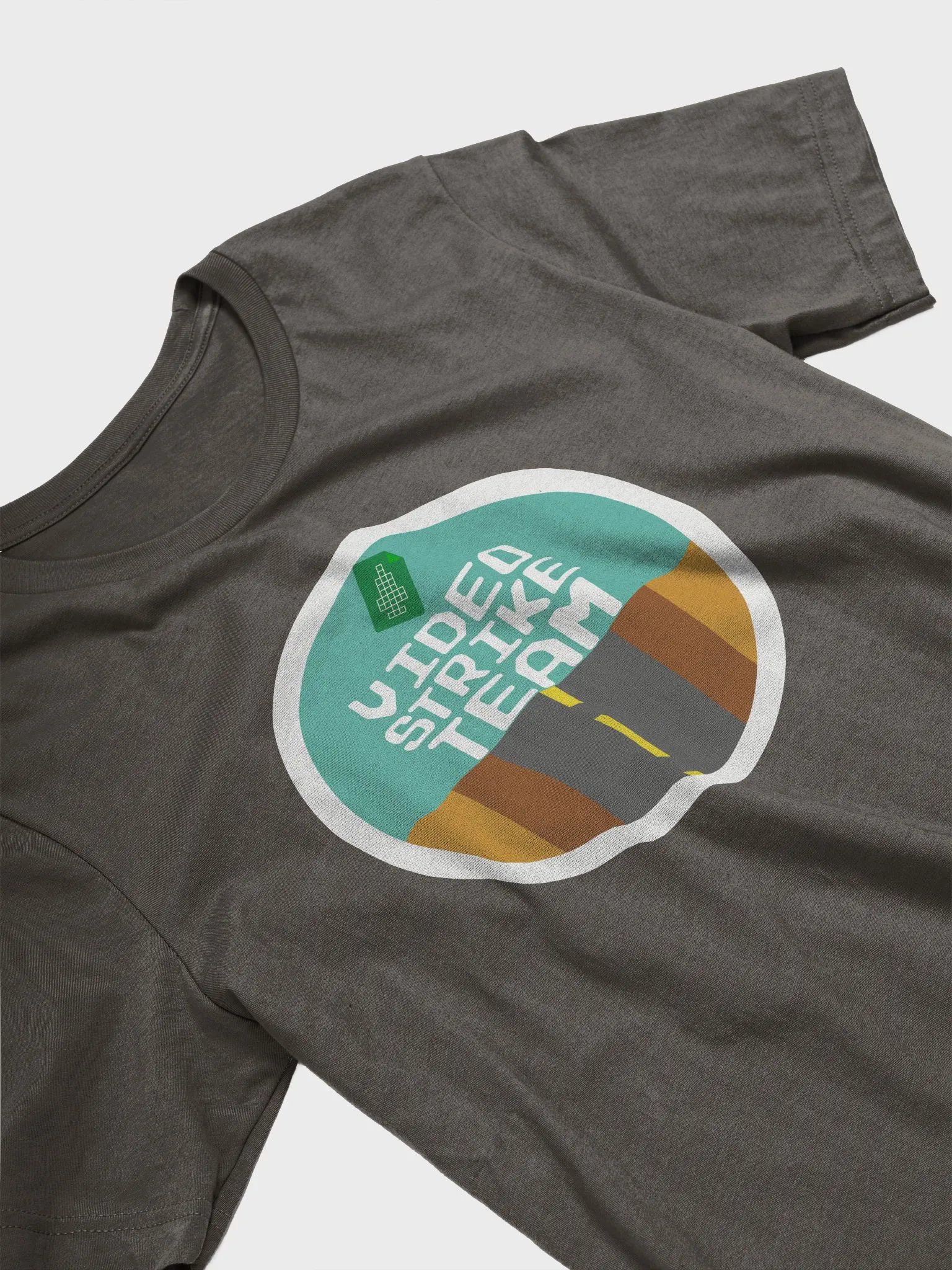 VST Retro T-Shirt product image (32)