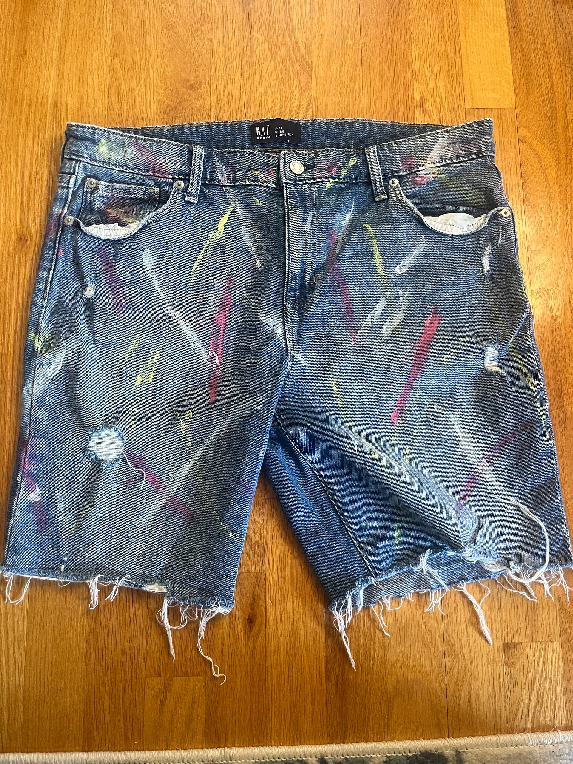 I'm a 90s Baby Shorts / Size 16/33 product image (3)