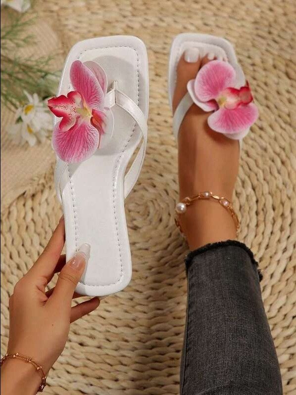 2025 ADLEST Plus Size EU New Design Faux Flower Decor Flat Thong Sandals For Women, Casual Summer Flat Sandals,Flip Flops product image (6)