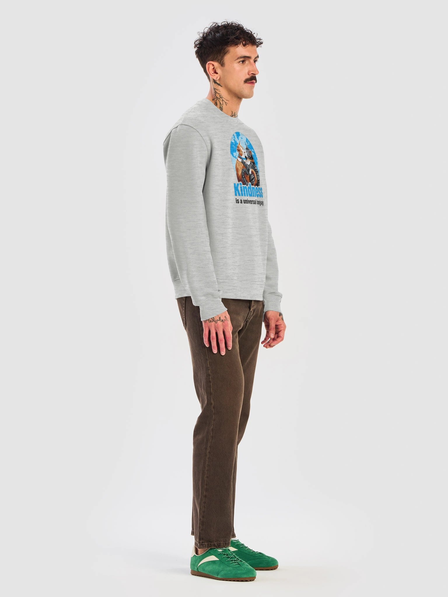 Kindness is a universal language - Sweatshirt product image (7)