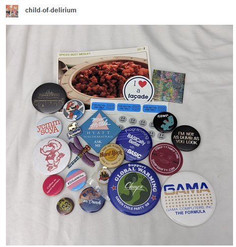 Buttons and Pins Junk Box product image (5)