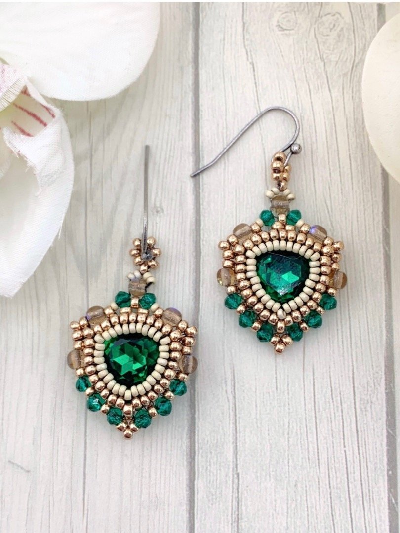 Beading Pattern - Trillion Glow Crystal Earrings product image (6)