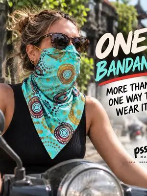 One bandanna. Two modes. Zero boring. 😎 Wear it as a bold, oversized bandanna with that big triangle draping down the front. Then when you’re hopping on the scooter, pull up the hidden mask, loop it around your ears and ride. Made for scooters. Made for travel. Made for everyday adventures. Same bandanna. Different adventure. 🛵🌴 Pssst... you know we like things a little different. #PssstDesign #BaliStyle #Indonesia #ScooterLife #TravelStyle