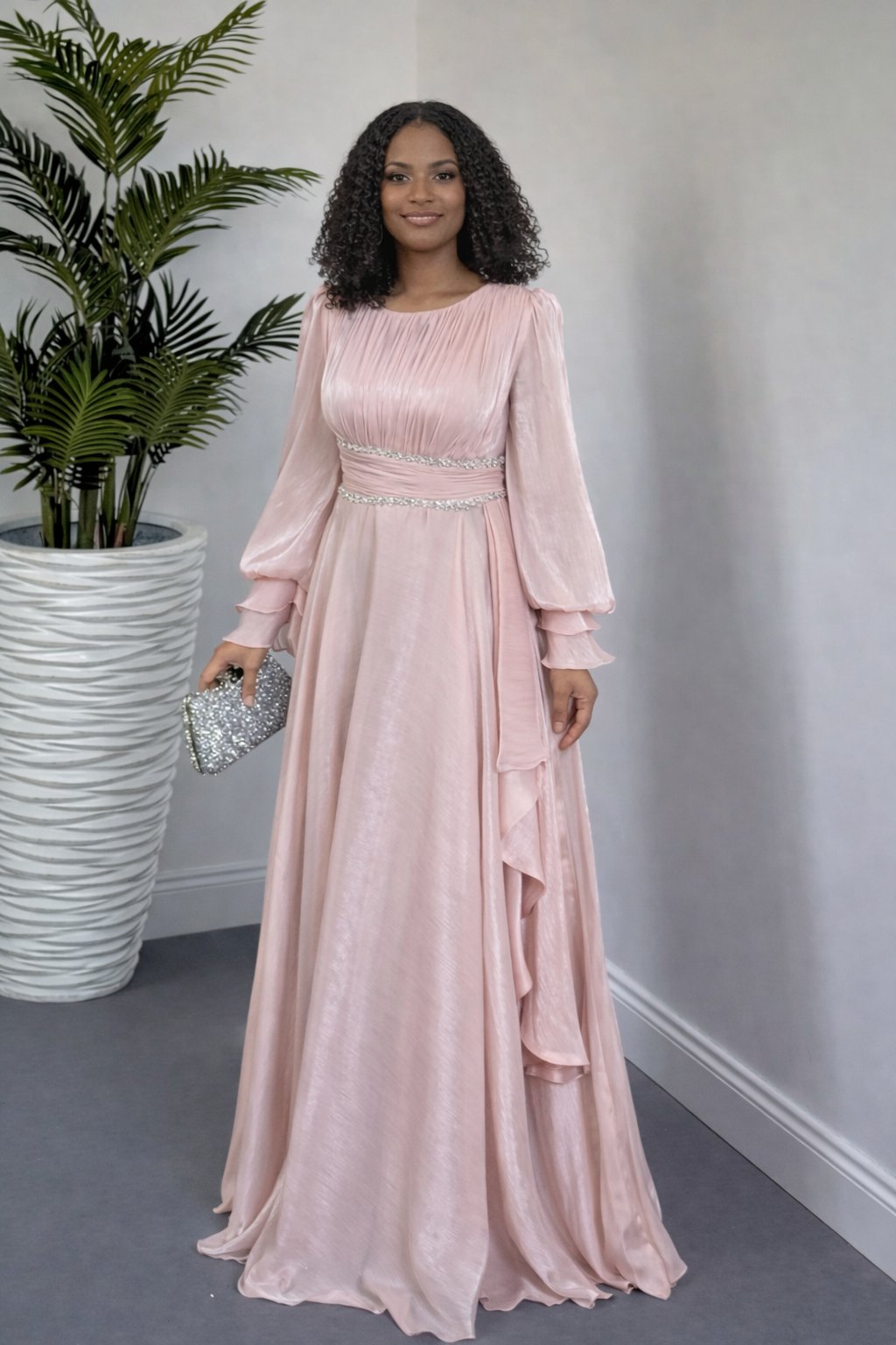 Luxury dress product image (2)