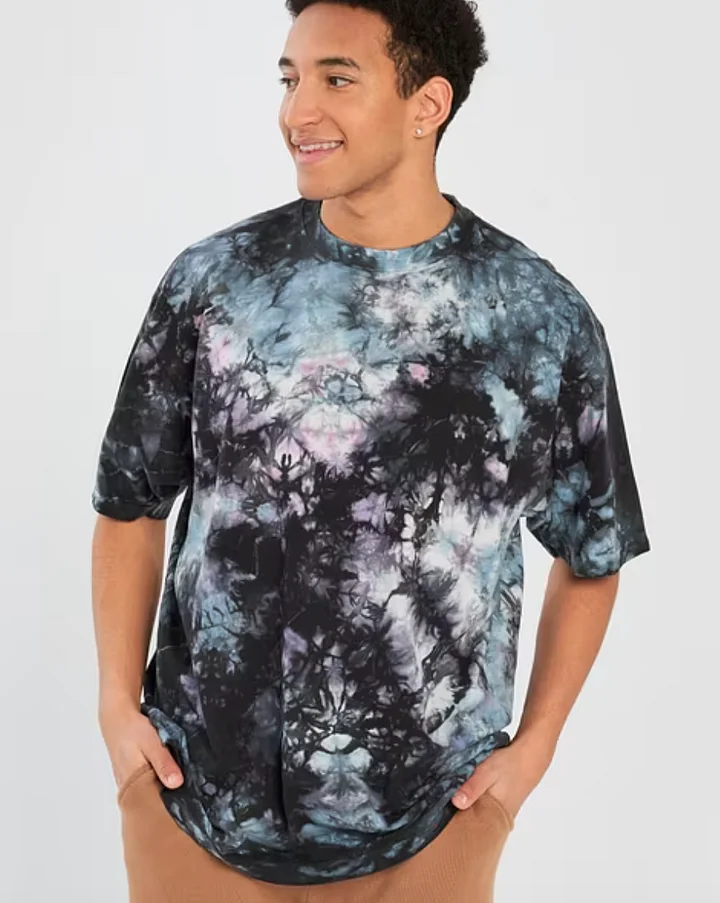Juicey Tech Shaka Wear Oversized Tie-Dye T-Shirt product image (1)