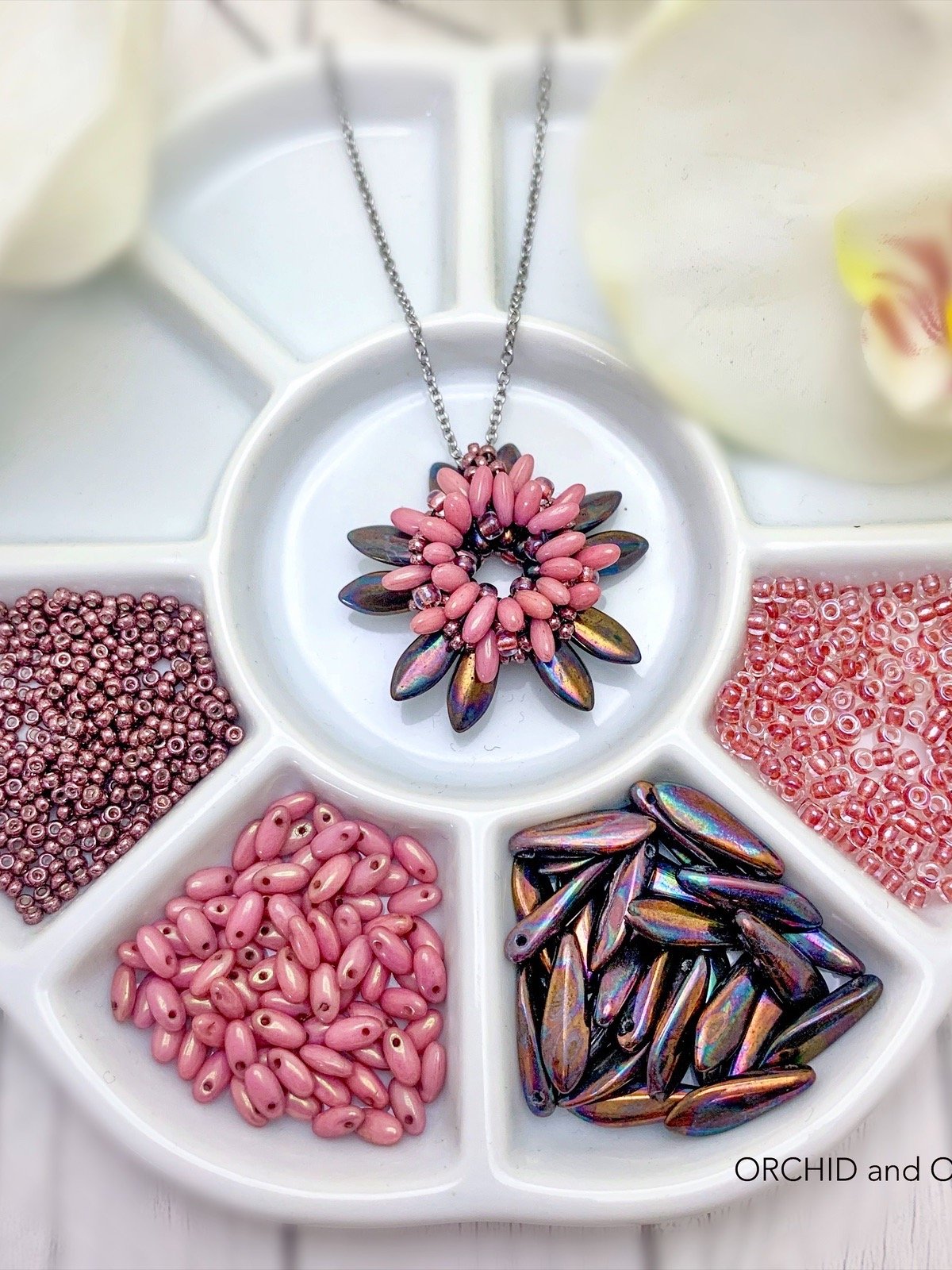 Beading Pattern - Perennial Pendant with Dagger Beads product image (9)