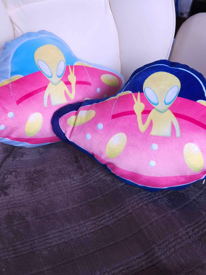 Alien UFO Pillow Cover product image (1)
