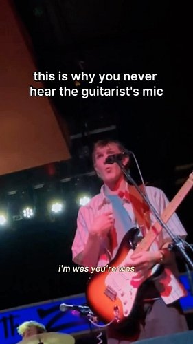 that mic was muted the whole night 🙏