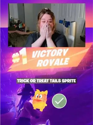 CRASHPAD BUG, WHO? Twitch: ryyyyylie • #fortnite #fortniteclips #sprites #gaming 