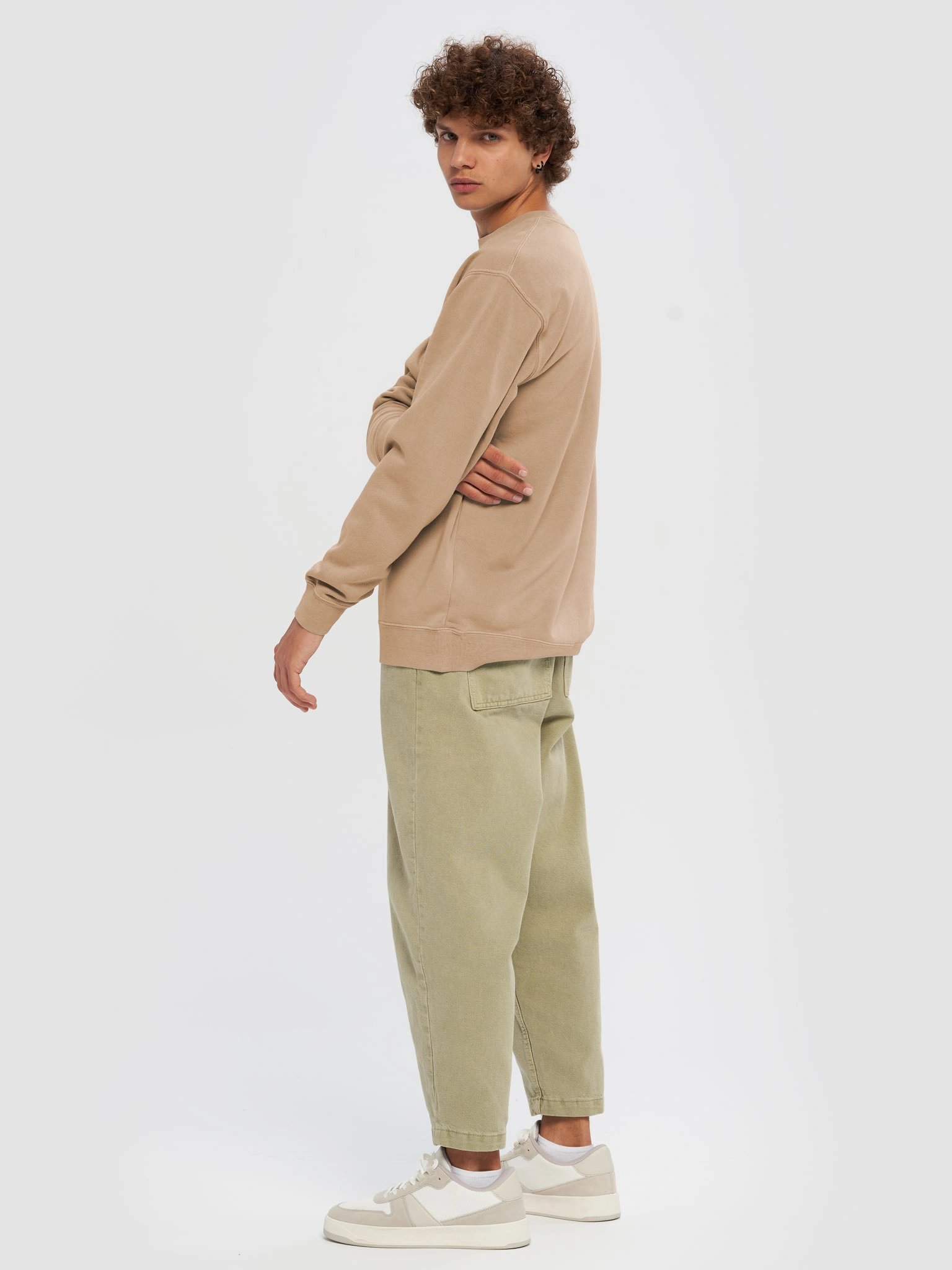 The Studio - Independent Trading Co. Unisex Midweight Pigment Dyed Sweatshirt product image (6)